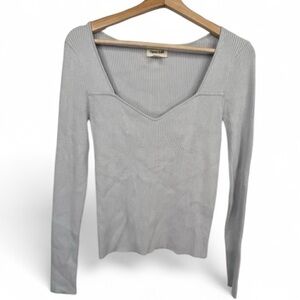Open Edit Womens Size S Light Grey Ribbed Square V-Neck Fitted Long Sleeve Top